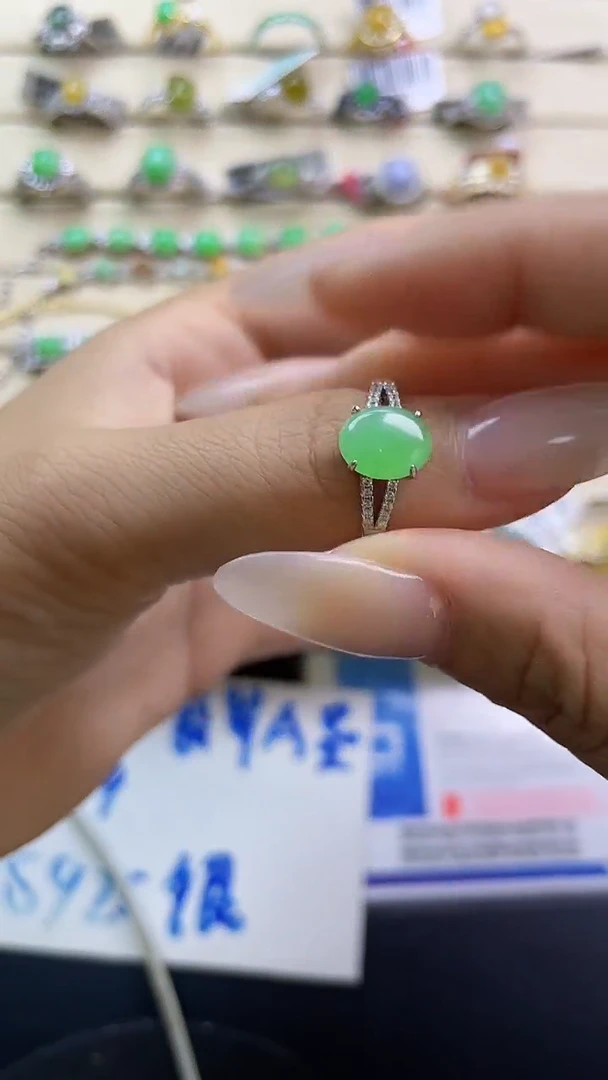 银S925镶嵌戒指翡翠翡翠 蛋面 银S925镶嵌