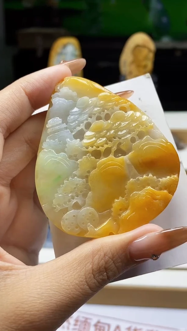 颈饰未镶嵌翡翠翡翠A货