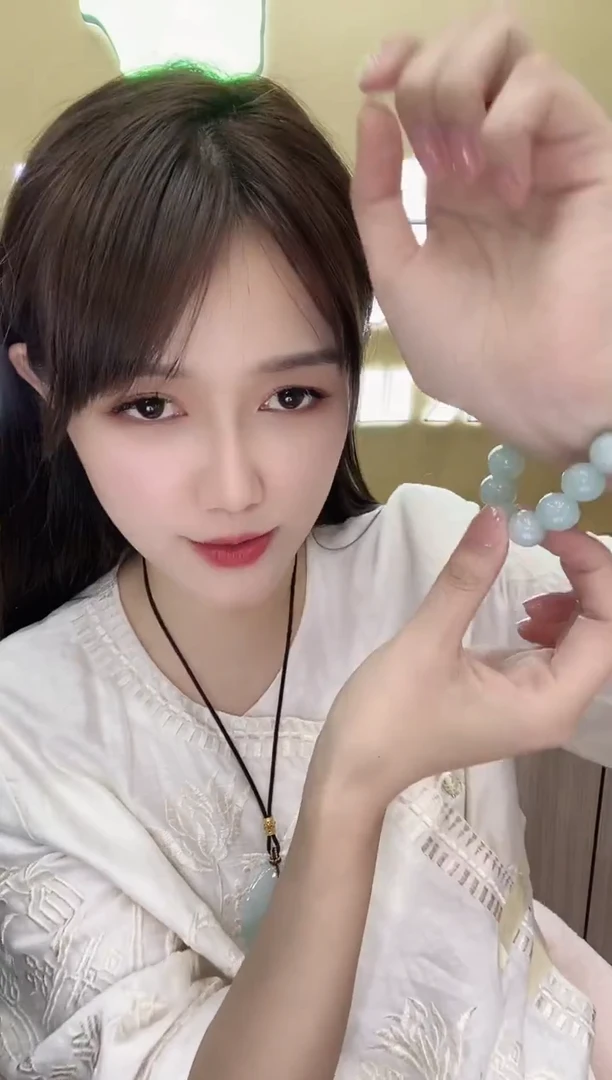 颈饰未镶嵌翡翠x****0374258/翡翠手串   多样性一件发