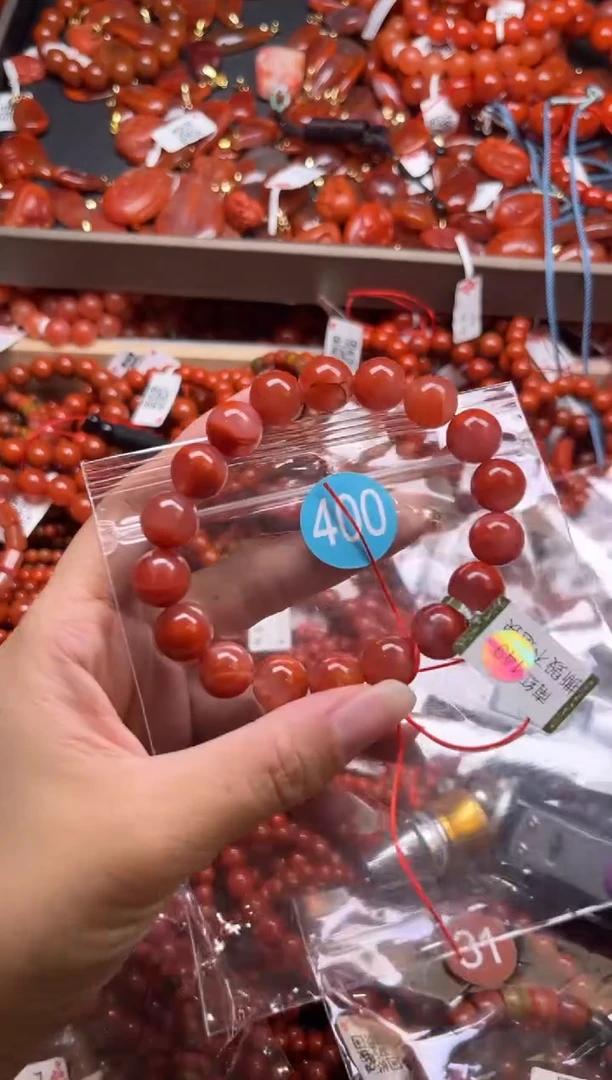 南红玛瑙未镶嵌珠宝奇石400-11