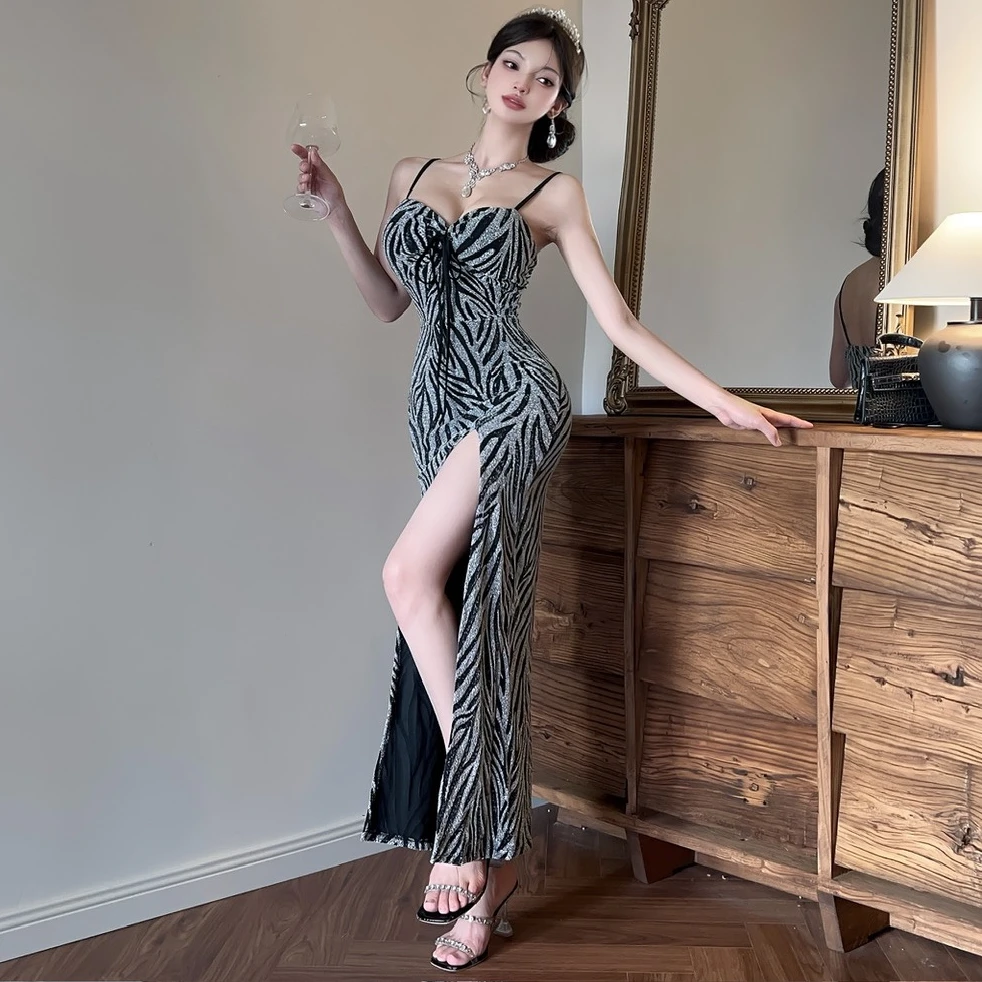 夜店辣妹时尚撞色条纹带胸垫性感深V连衣裙小个子紧身包臀中长裙