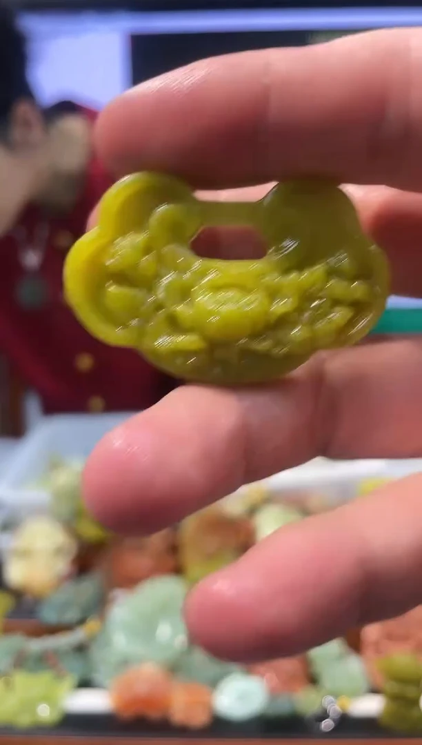 【闪购商品】岫玉吊坠未镶嵌·
