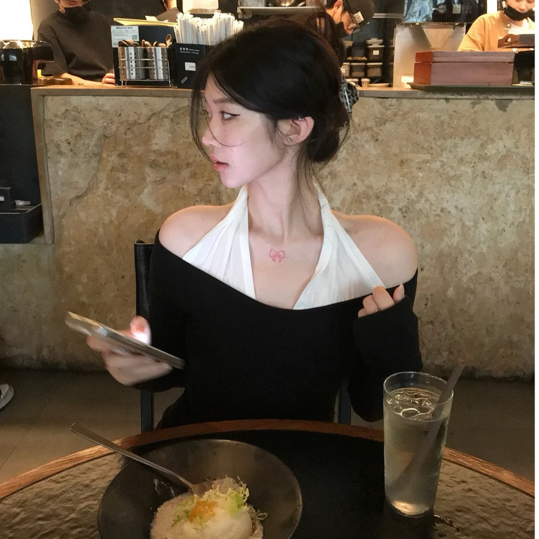 气质显瘦设计感假两件上衣洋气休闲百搭性感辣妹儿外穿简约上衣女