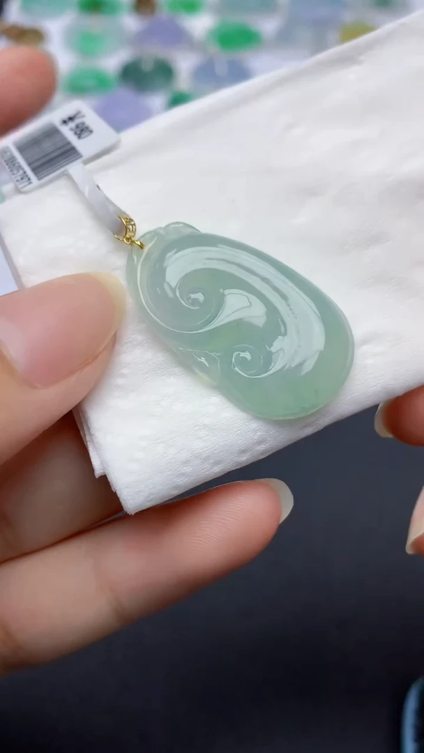 翡翠18K金镶嵌颈饰天然缅甸a货翡翠百元以上9元证书费自理