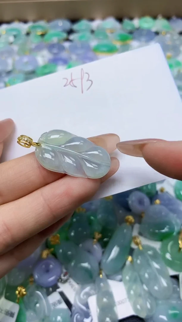 翡翠未镶嵌颈饰 天然缅甸翡翠A货