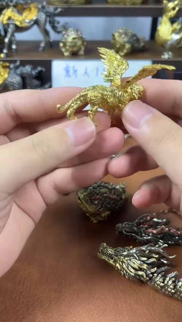 如虎添翼纯黄铜翅膀可动小号 黄铜款