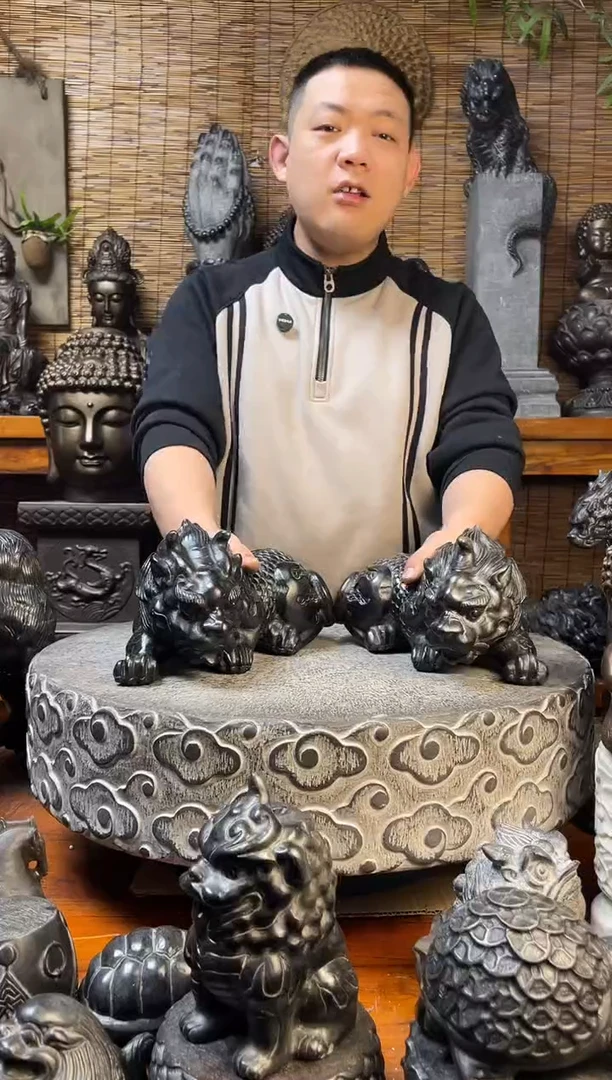 石材天然青石雕刻30貔貅