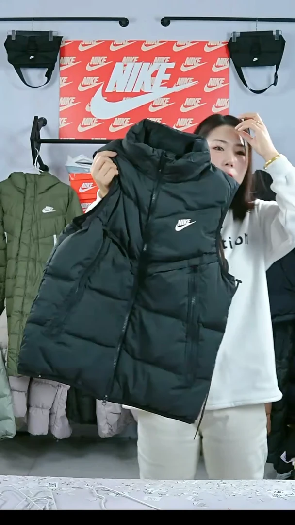 2505闪购编码运动衣以直播间过品为准尺码L