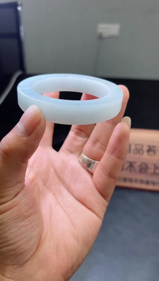 定制翡翠手镯未镶嵌手镯定制