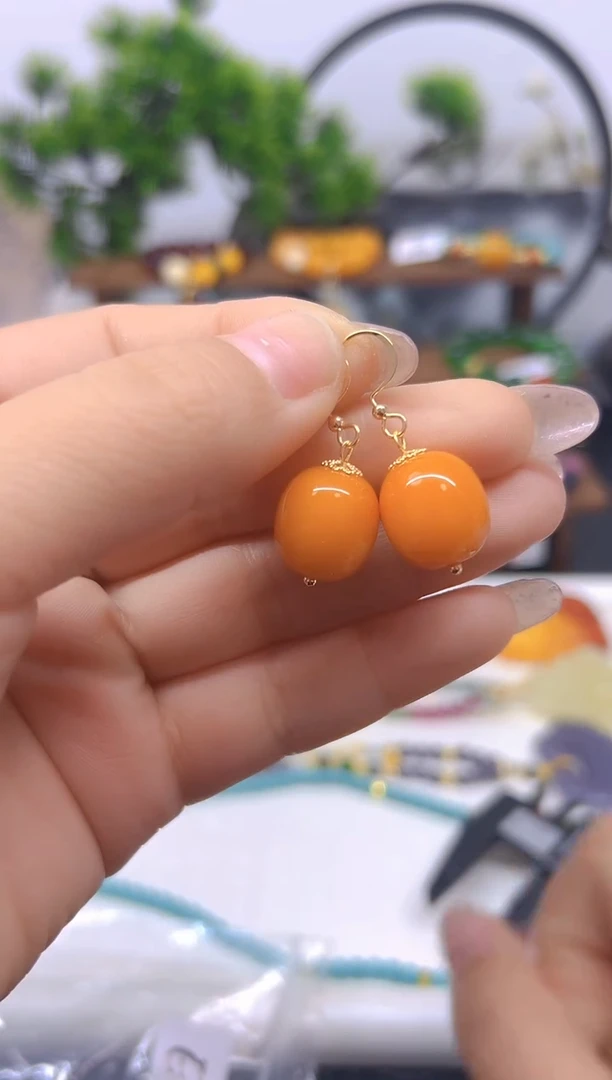 【闪购商品】蜜蜡耳饰14K金镶嵌耳饰E72