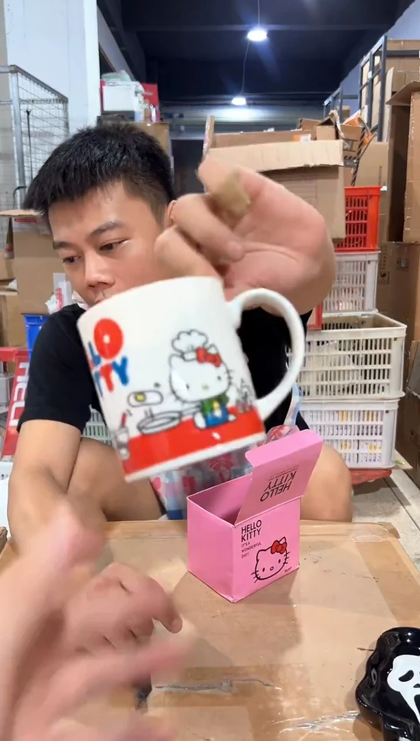 瓷片kt猫厨师水杯