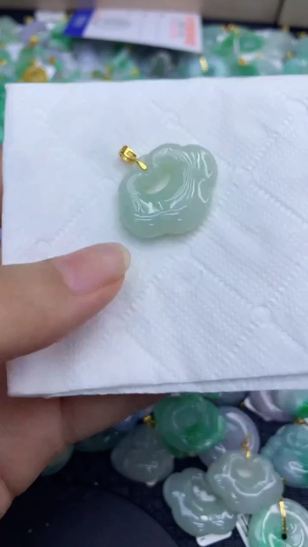 颈饰未镶嵌翡翠天然缅甸A货翡翠