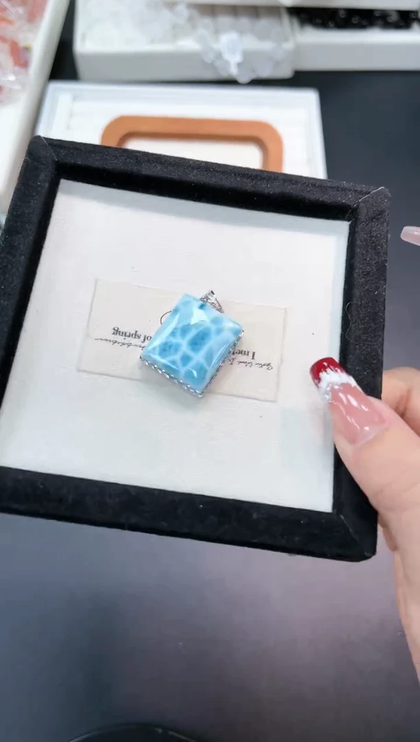 【闪购商品】针钠钙石（海纹石）吊坠(不含链)银S925镶嵌31a