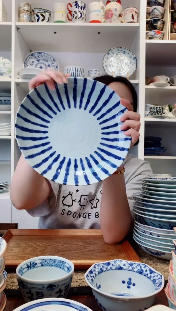 陶瓷浓十草三角80盘