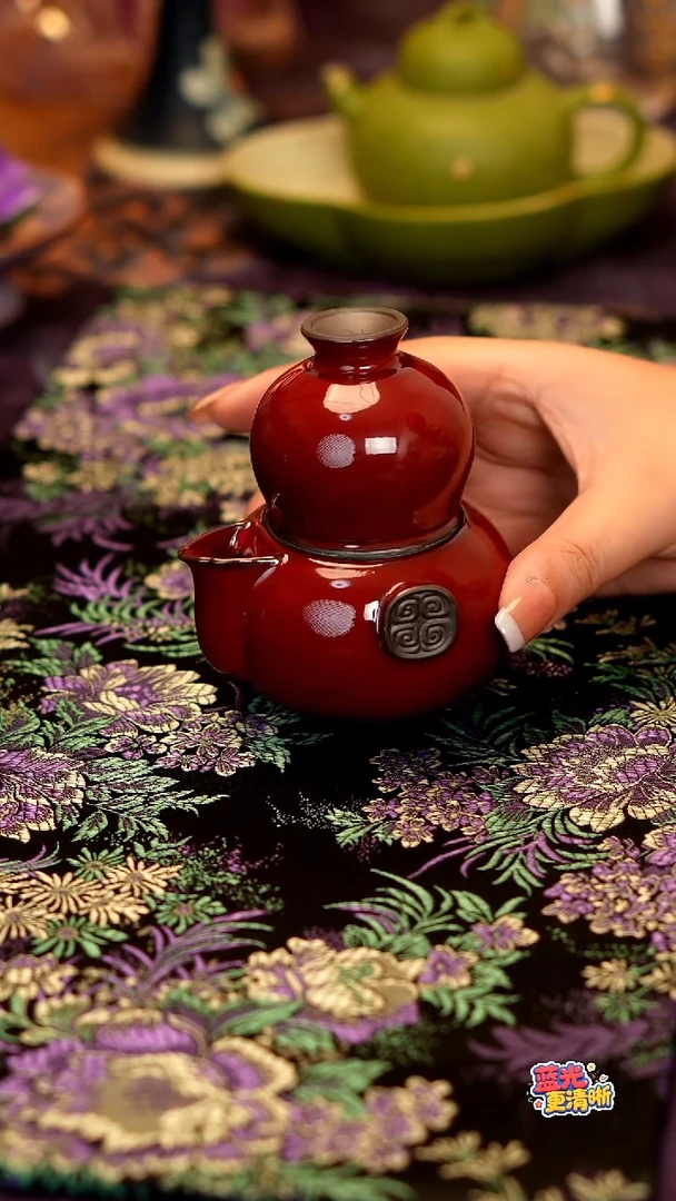 故宫红葫芦一壶两杯···········