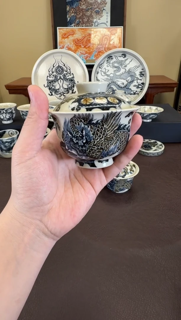 二号釉貔貅纹元宝盖碗