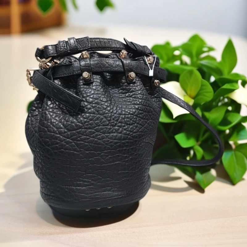 95新 Marc Jacobs/莫杰  亚历山大王 黑色单肩包  1877 7472