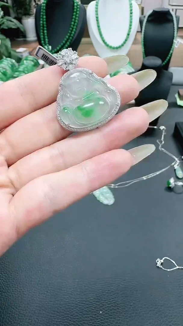 未镶嵌1石英质玉（非洲翠）/7877