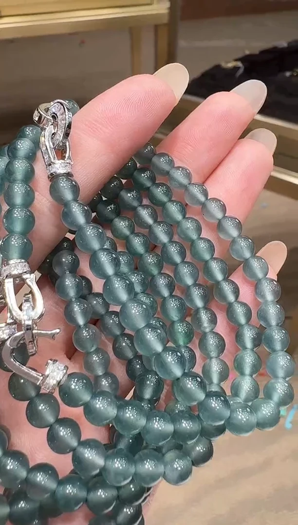未镶嵌手链翡翠多样性发其一