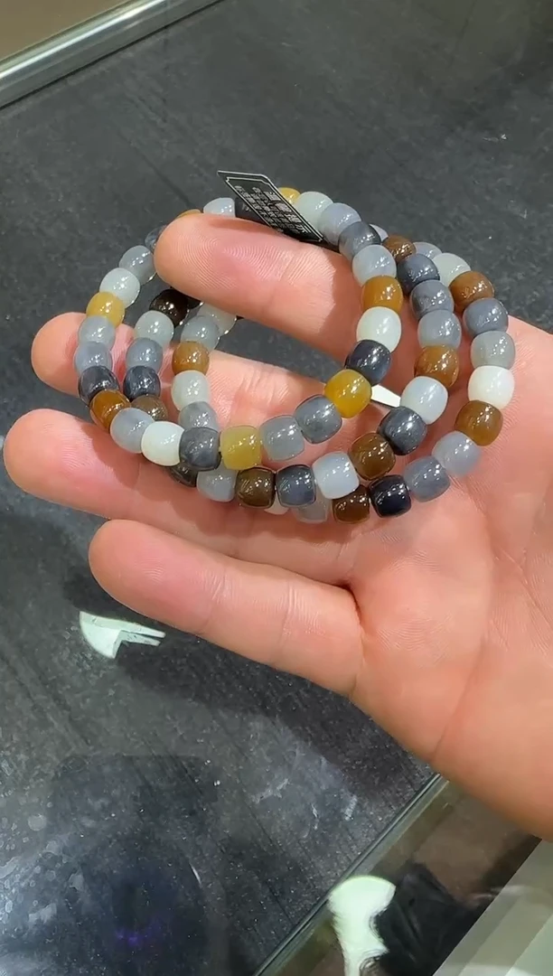 和田玉未镶嵌把件HL2-LJ（多样性发货一条）