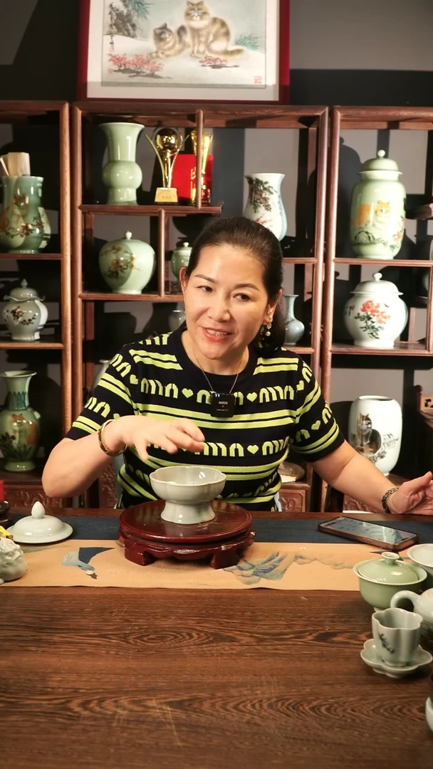 釉中彩 高脚果盘