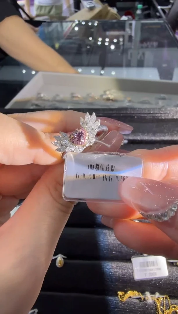 18K金镶嵌.钻石戒指cy