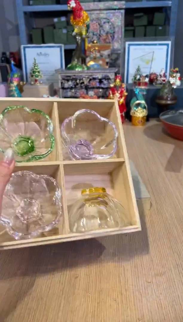 【闪购商品】杯103诗器四色花朵杯