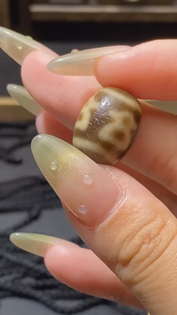 未镶嵌颈饰玛瑙/玉髓（覆膜）Q33651多样性发其一