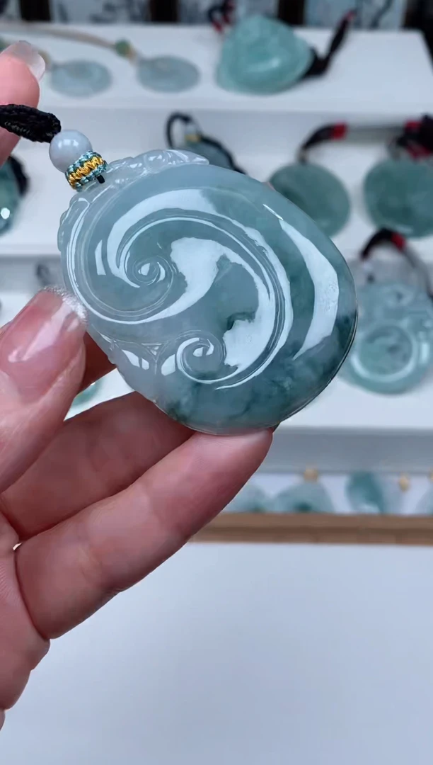 【闪购商品】翡翠颈饰未镶嵌吊坠