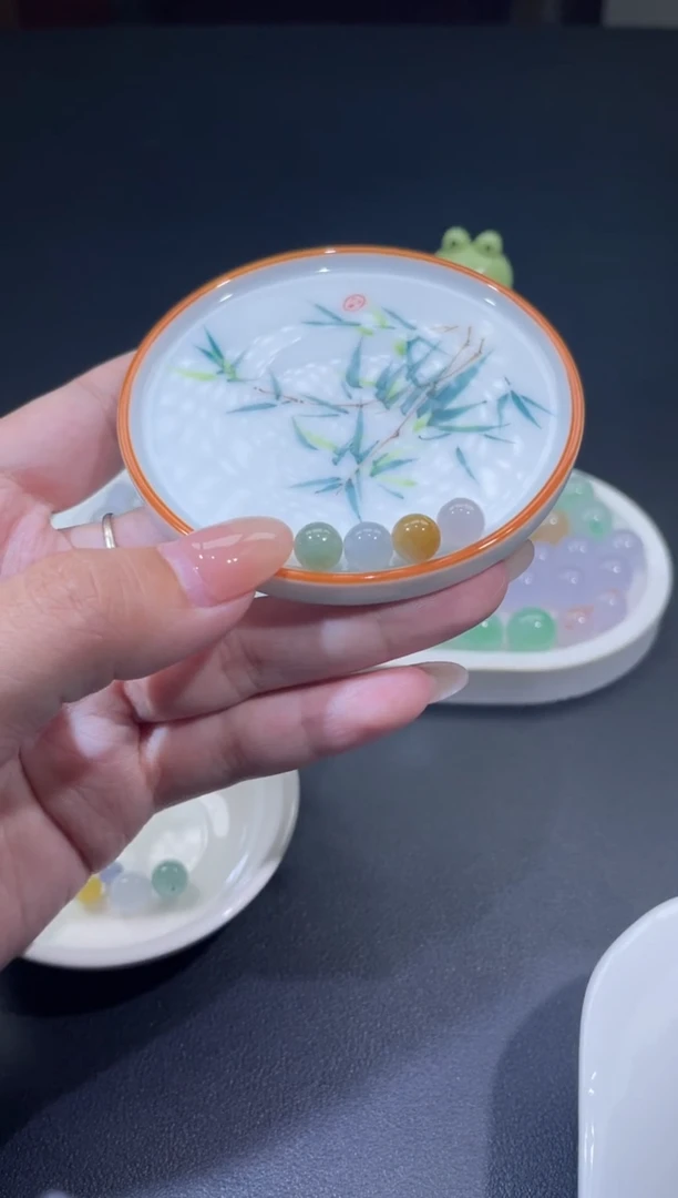 颈饰未镶嵌翡翠爱****油翡翠净货