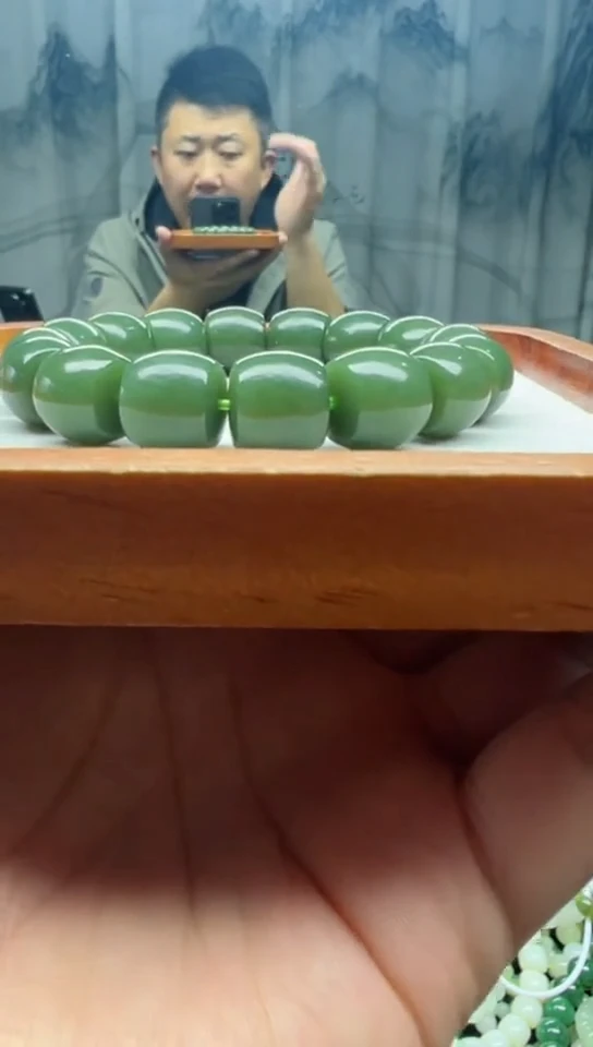未镶嵌手串和田玉粉绿直切卡14纯天然拍一发一