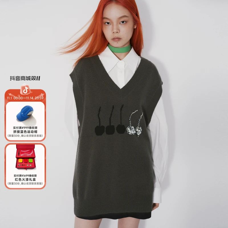 REVAN芮范质感樱桃毛织背心衬衫RM70902035