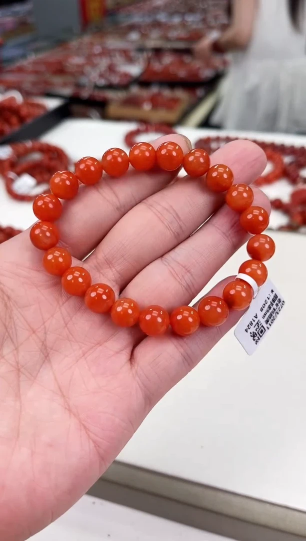 南红玛瑙保山手串9+未镶嵌一个/条