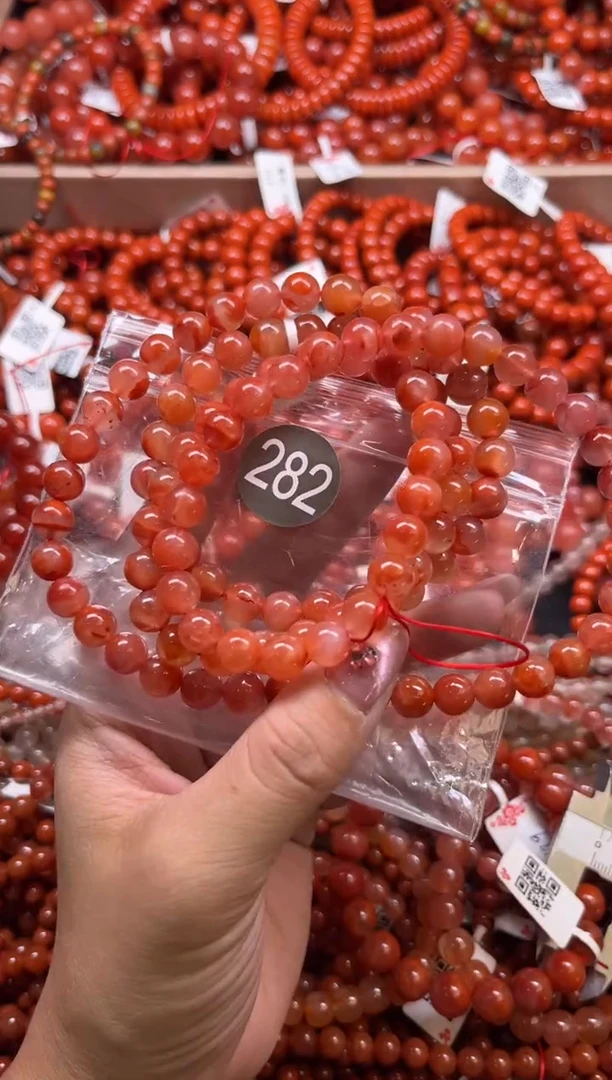 南红玛瑙未镶嵌珠宝奇石282-8