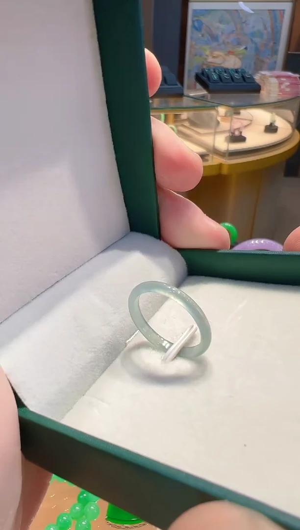 翡翠戒圈未镶嵌多样性发其一