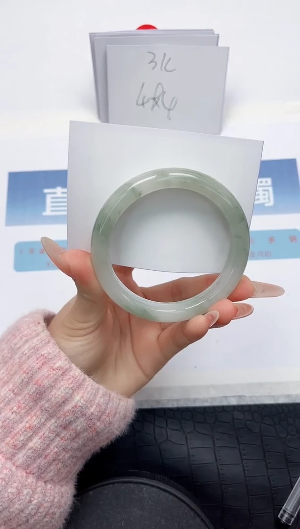 【闪购商品】石英质玉手镯未镶嵌L126-58