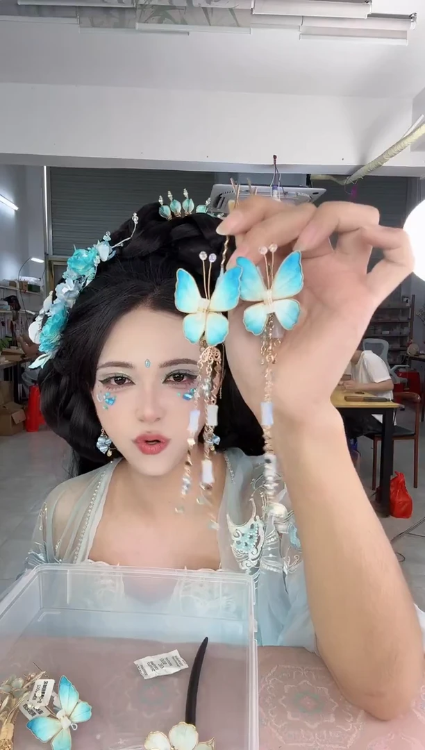 合金无 504 遗绒花 蝴蝶u钗一对带流苏