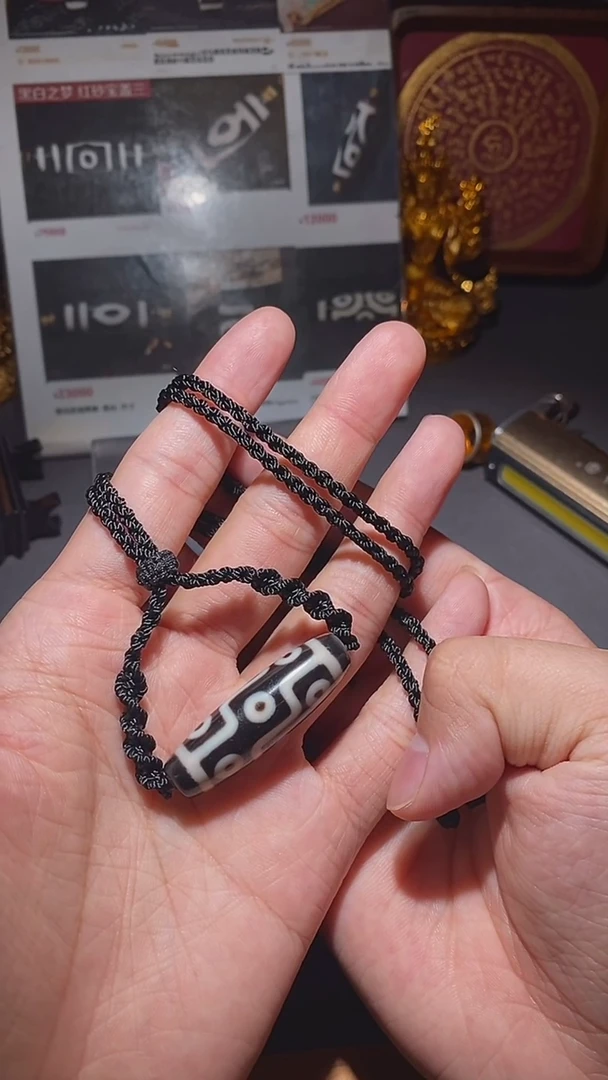 未镶嵌颈饰玛瑙/玉髓（覆膜）九眼锁骨链