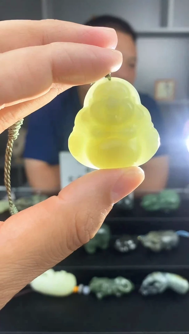 和田玉未镶嵌颈饰1