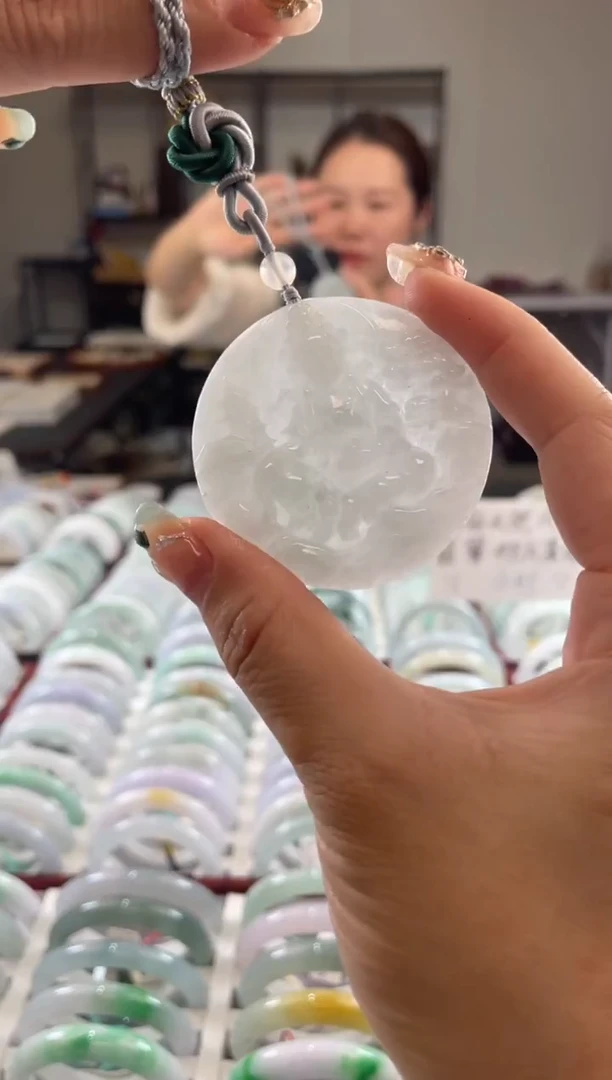 颈饰未镶嵌翡翠多样性发一