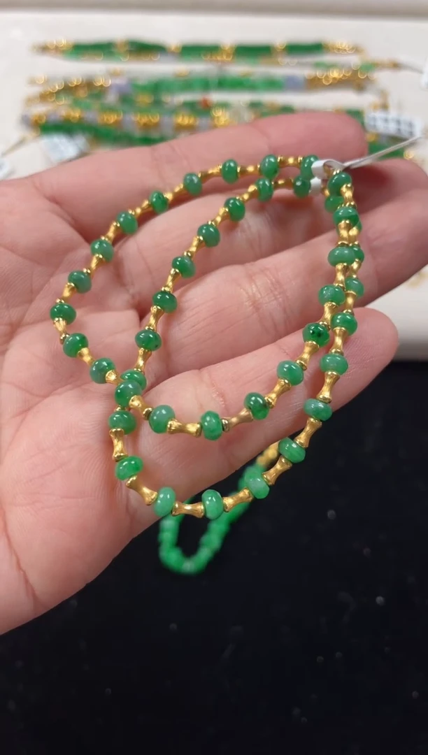 18K金镶嵌手串翡翠多样性  发货一条   P368