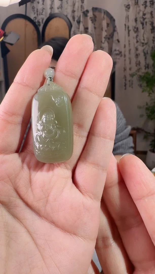 颈饰未镶嵌和田玉逍遥佛牌