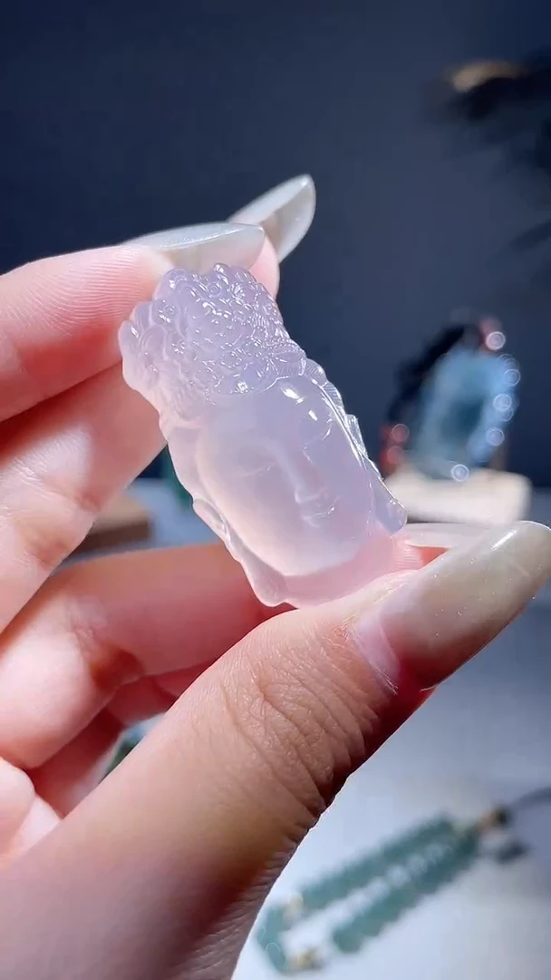 未镶嵌颈饰玛瑙/玉髓观音头