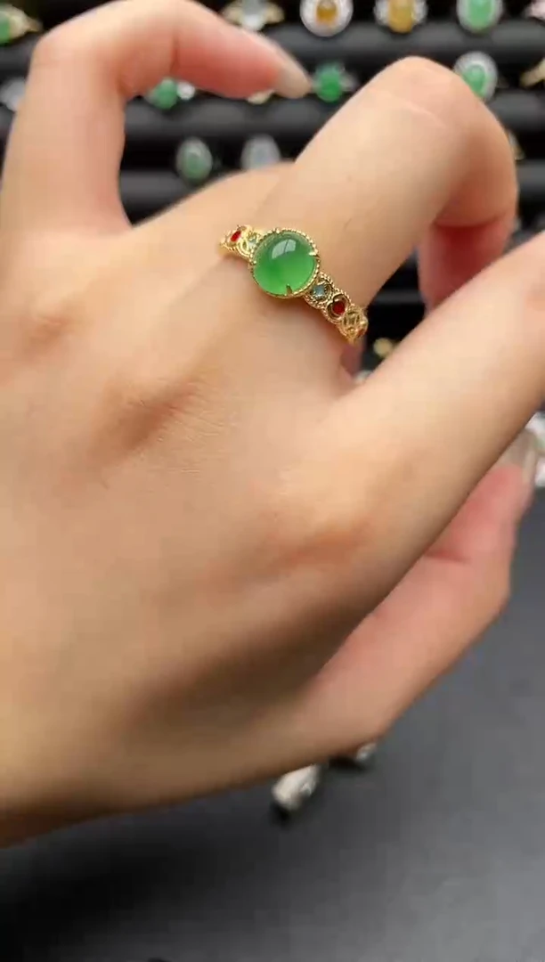 银S925镶嵌戒指翡翠一物一证一礼盒