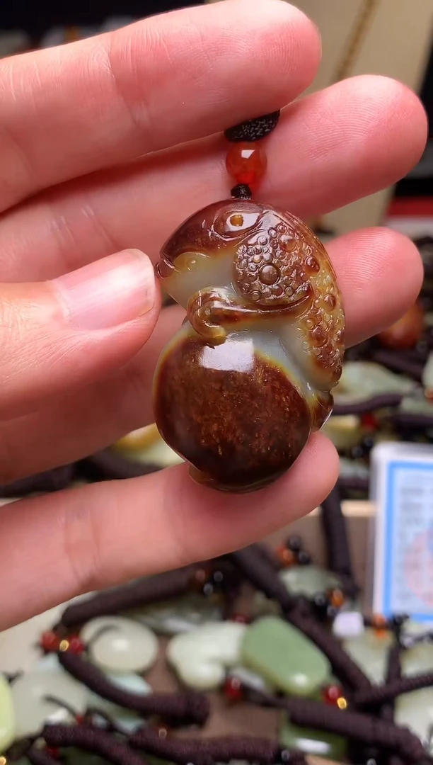 颈饰未镶嵌和田玉新疆料青海料清水和田玉吊坠