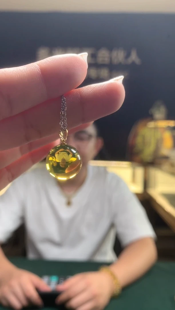 琥珀颈饰18K金镶嵌（多米矿工严选）