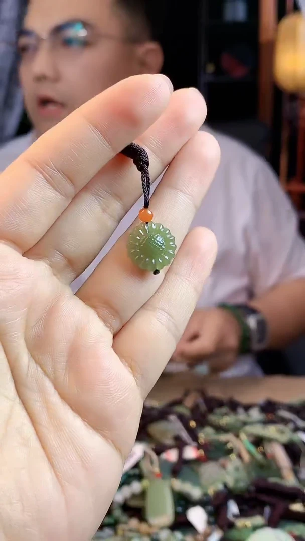 和田玉未镶嵌挂件多样性发货拍一发一