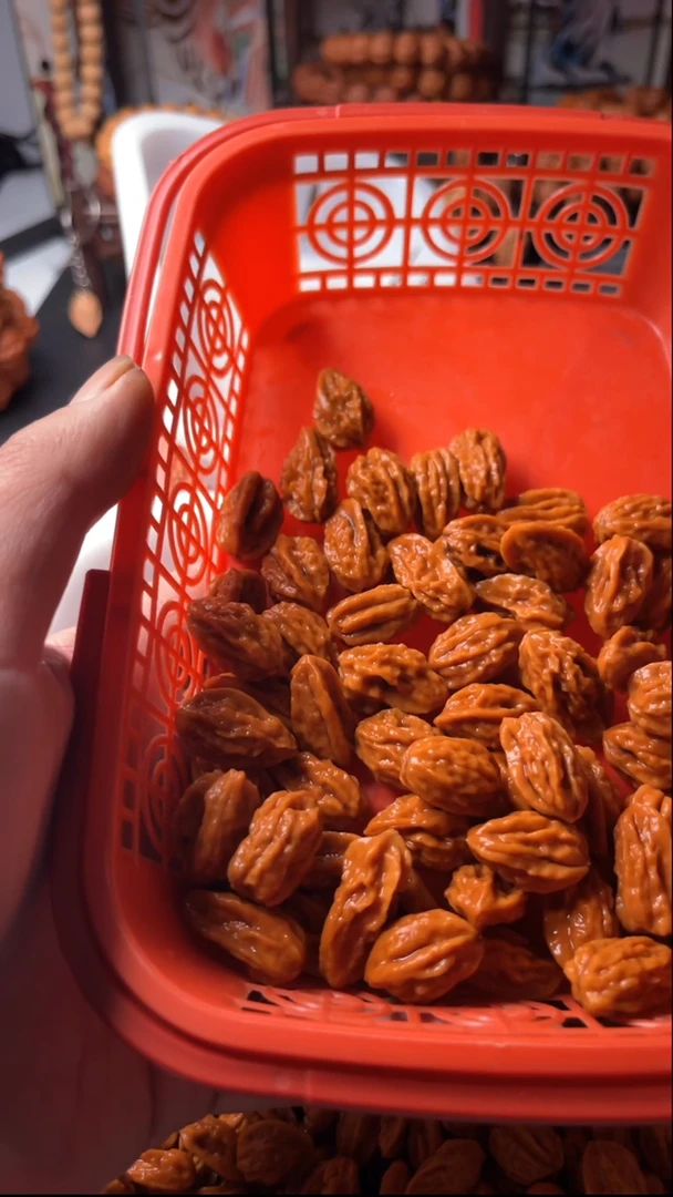 文玩核桃把件静***深小核桃