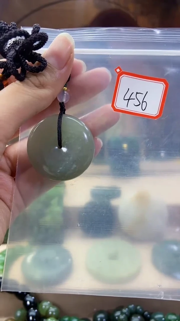 未镶嵌和田玉挂件1