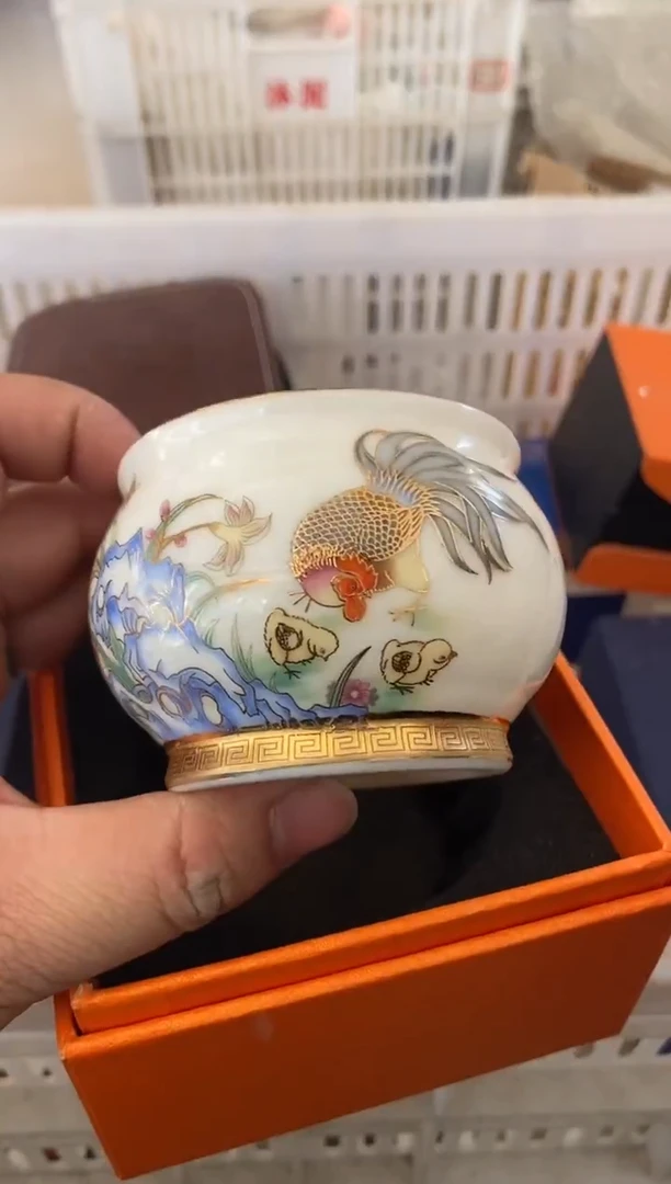 杯无运费险有瑕疵的摄影的产品有使用过的痕迹有点脏介意勿拍
